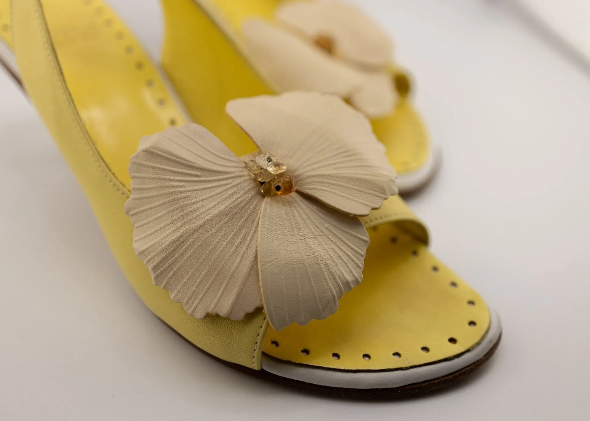Furla Flower Kitten Heels (37)