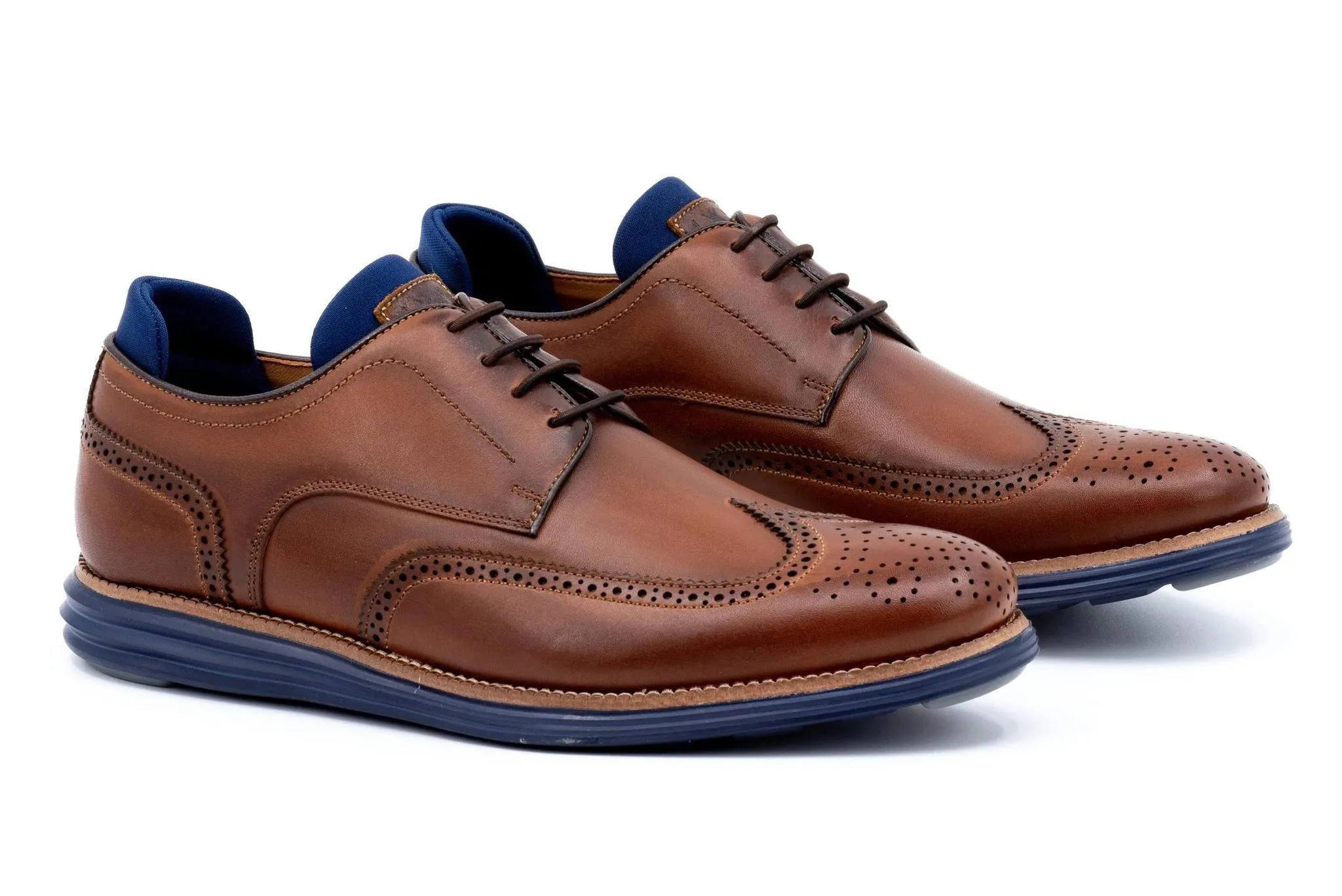 Martin Dingman Countryaire Oiled Saddle Leather Wingtip