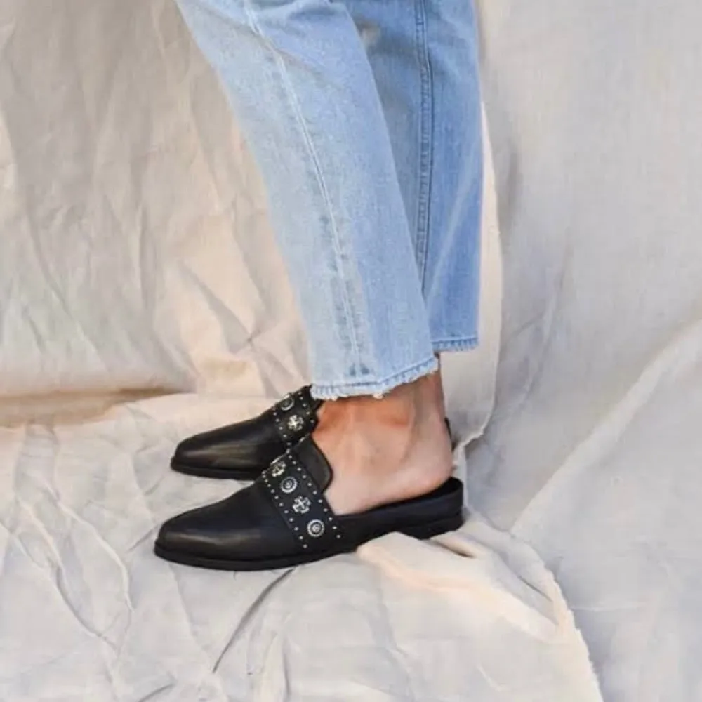 Tuesday Slide Black Western Silver